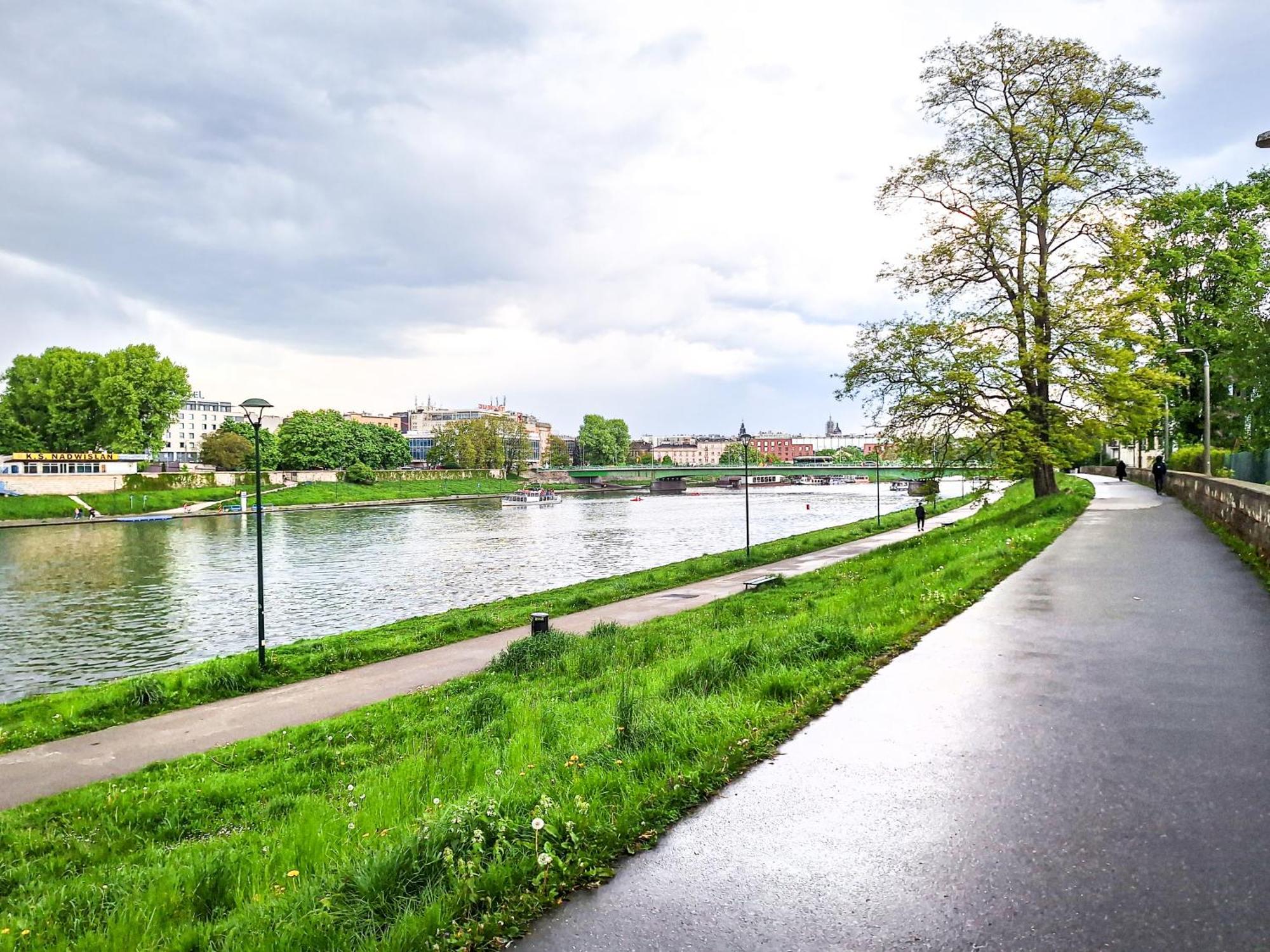 Cozy With Ac For Couples - Old Town Apartament *